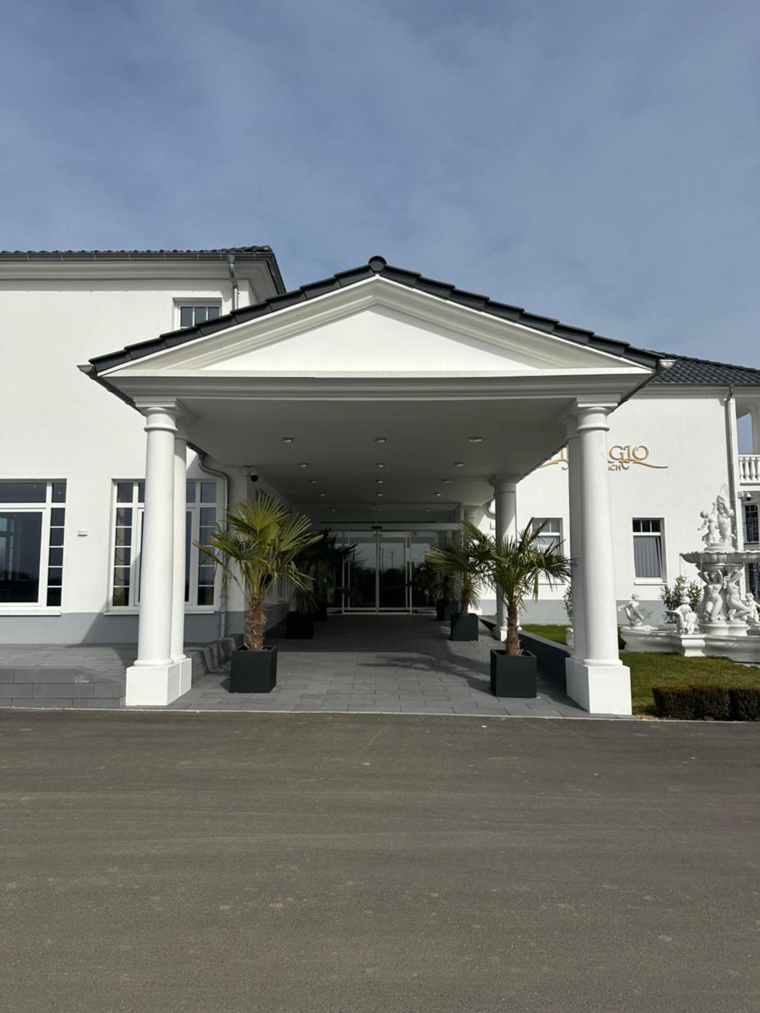 Villaggio Hotel Mackenbach Экстерьер фото